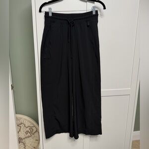 Athleta cropped pinstriped pants